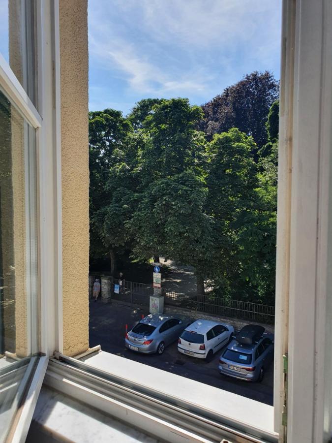 Hotel Am Schlosspark , Wiesbaden Exterior foto